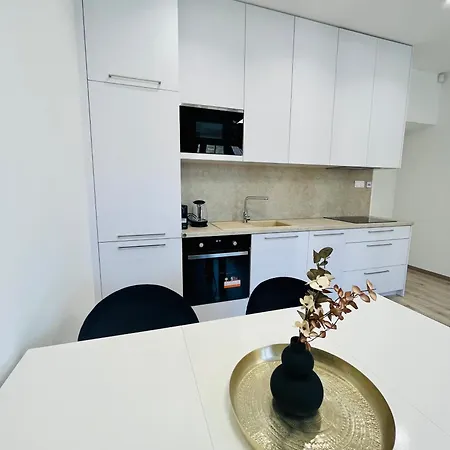 Apartment Riviera Centrum, Private Parking And Smart Check In *