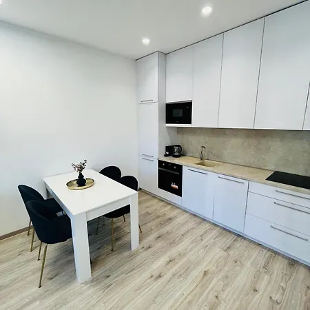 Riviera Centrum, Private Parking And Smart Check In