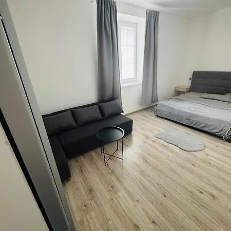 Riviera Centrum, Private Parking And Smart Check In Appartement