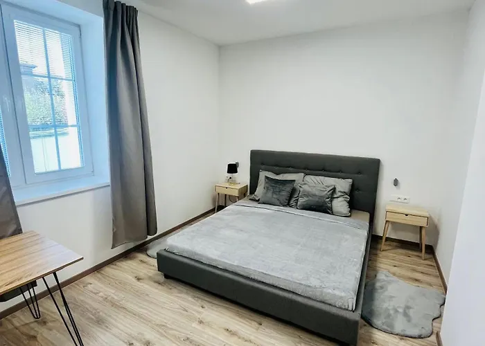 Riviera Centrum, Private Parking And Smart Check In Apartmán Banská Bystrica