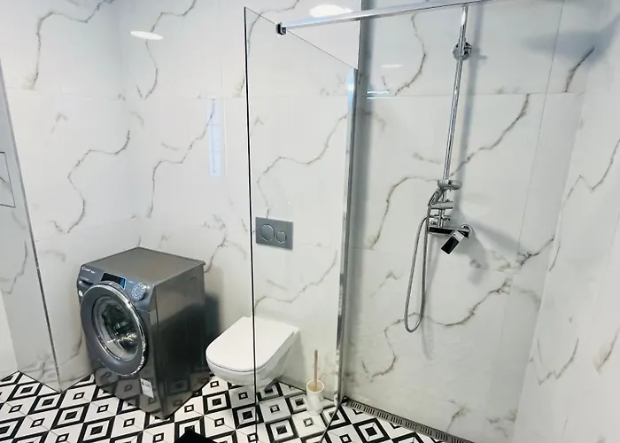 Riviera Centrum, Private Parking And Smart Check In Apartmán